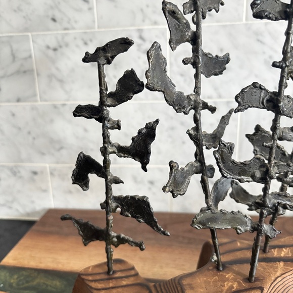 Vintage Mid Century Brutalist Welded Metal Sculpture of Trees on Wood Base - Picture 13 of 16